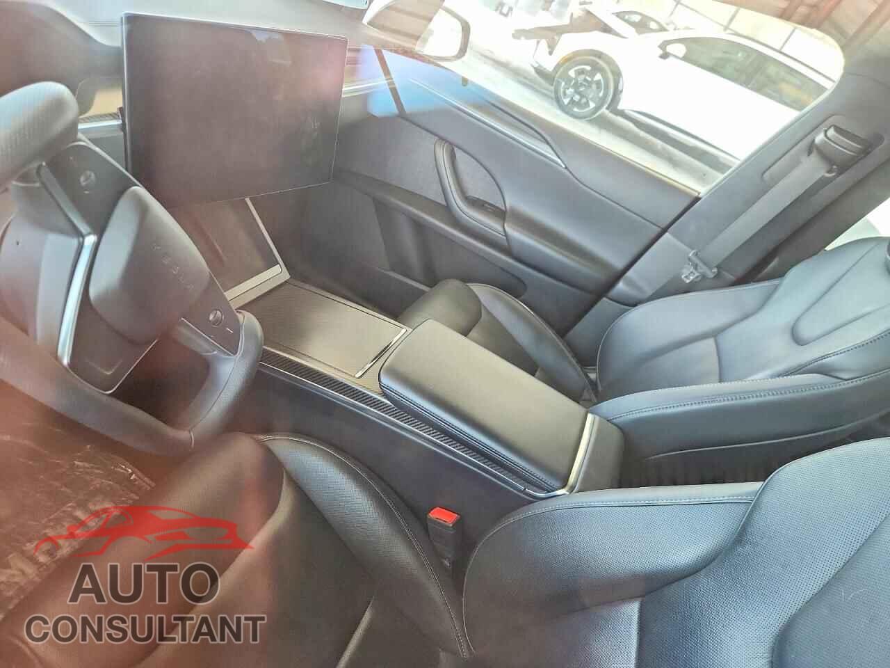 TESLA MODEL X 2022 - 7SAXCBE68NF345920
