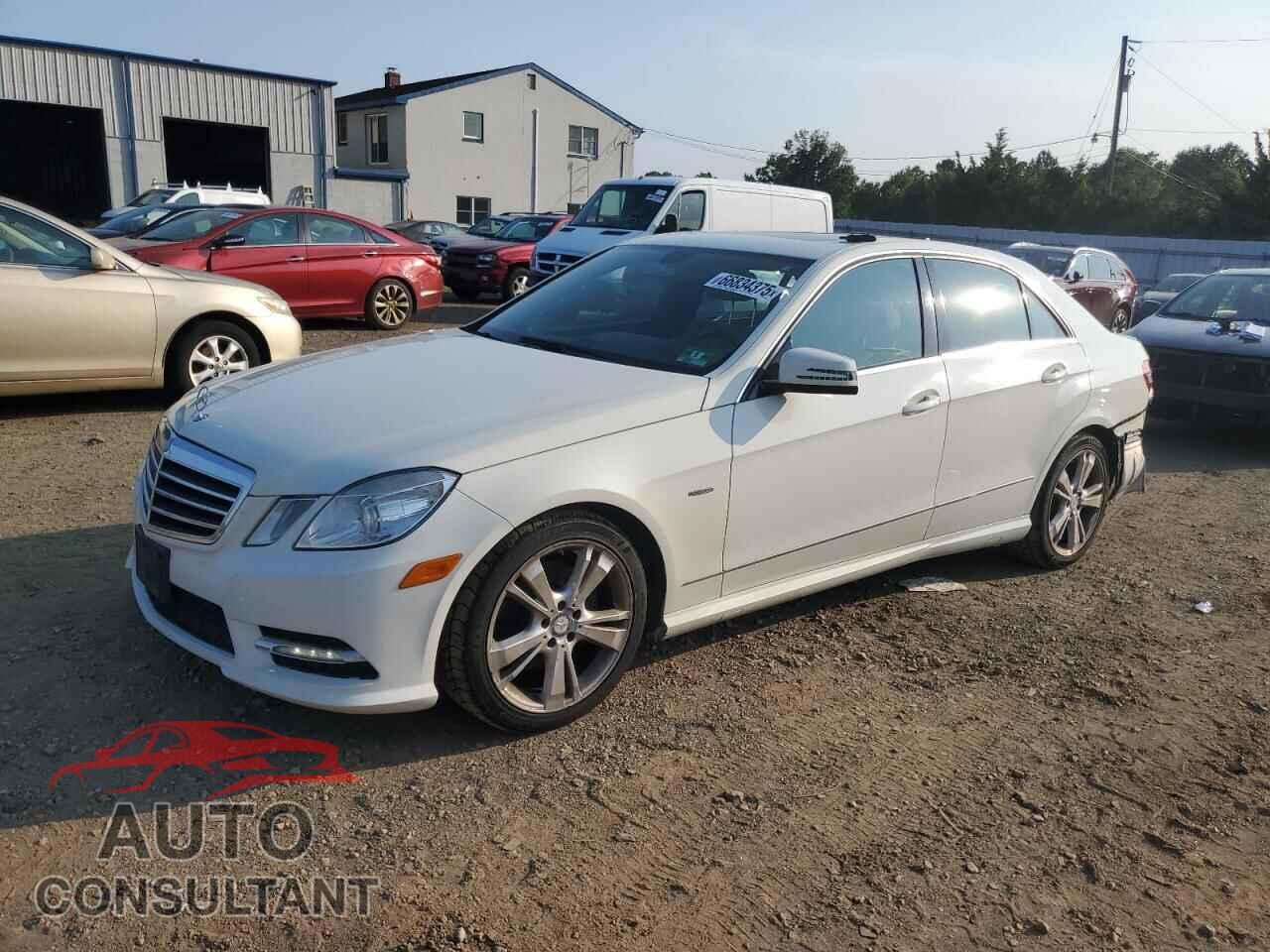 MERCEDES-BENZ E-CLASS 2012 - WDDHF8JB3CA568800