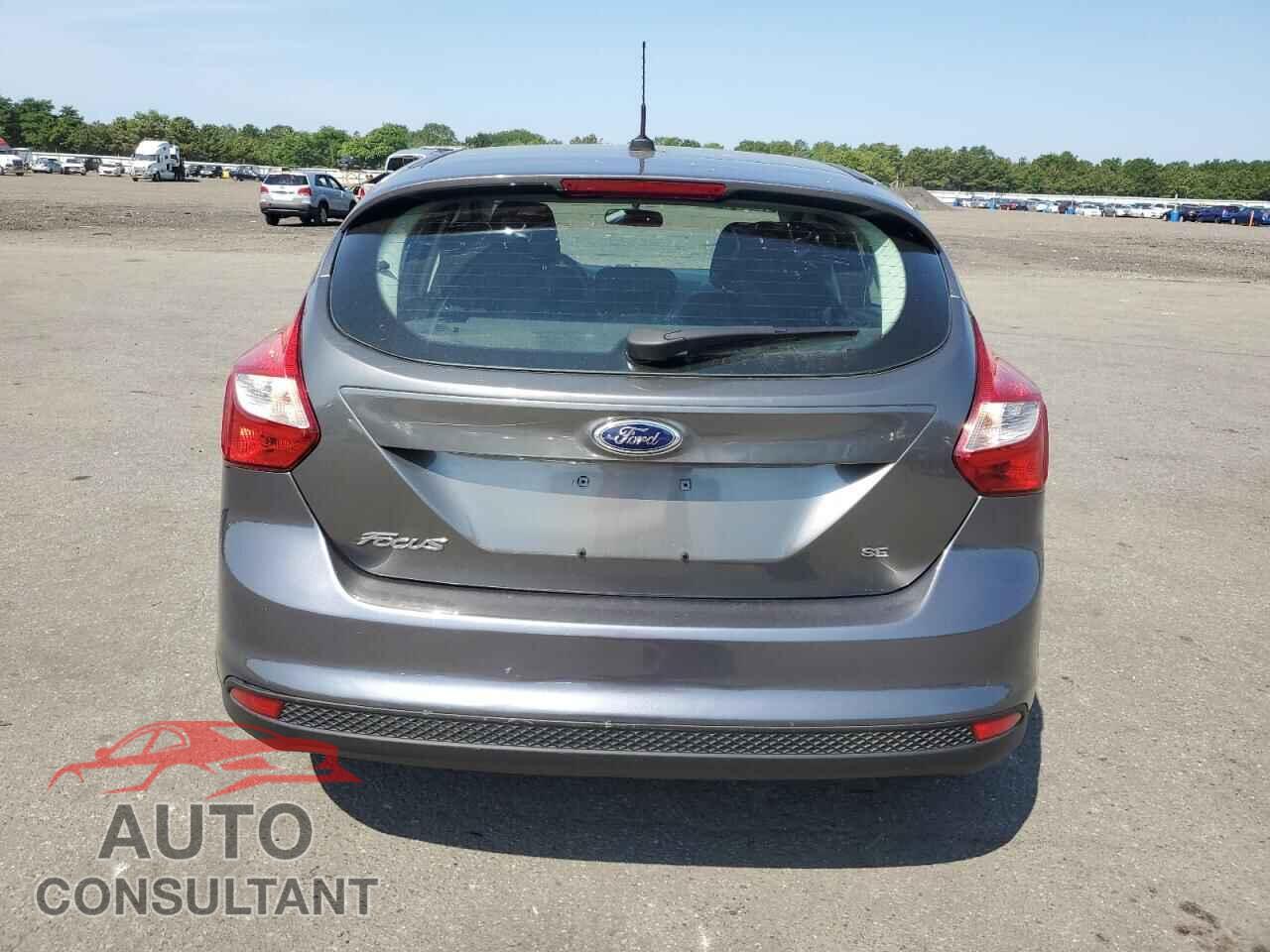 FORD FOCUS 2014 - 1FADP3K27EL261862