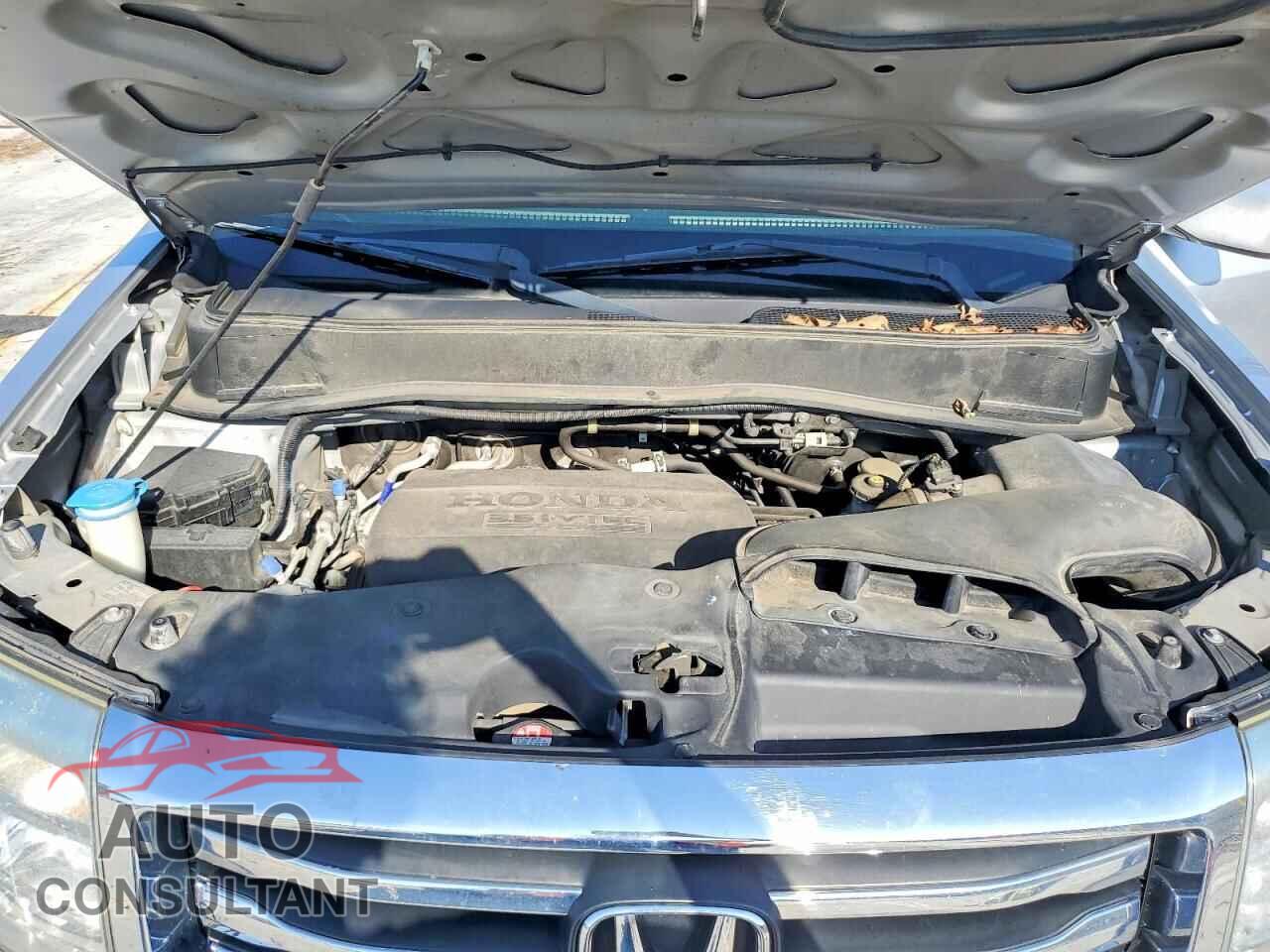 HONDA PILOT 2014 - 5FNYF4H52EB040114