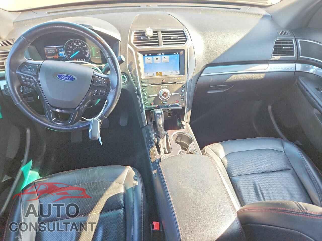 FORD EXPLORER 2017 - 1FM5K8GT9HGB00255