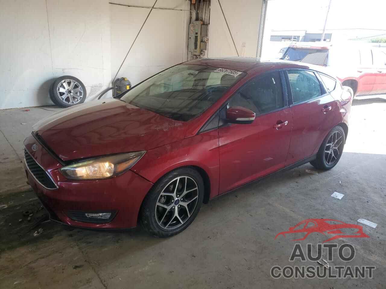 FORD FOCUS 2017 - 1FADP3M29HL332125