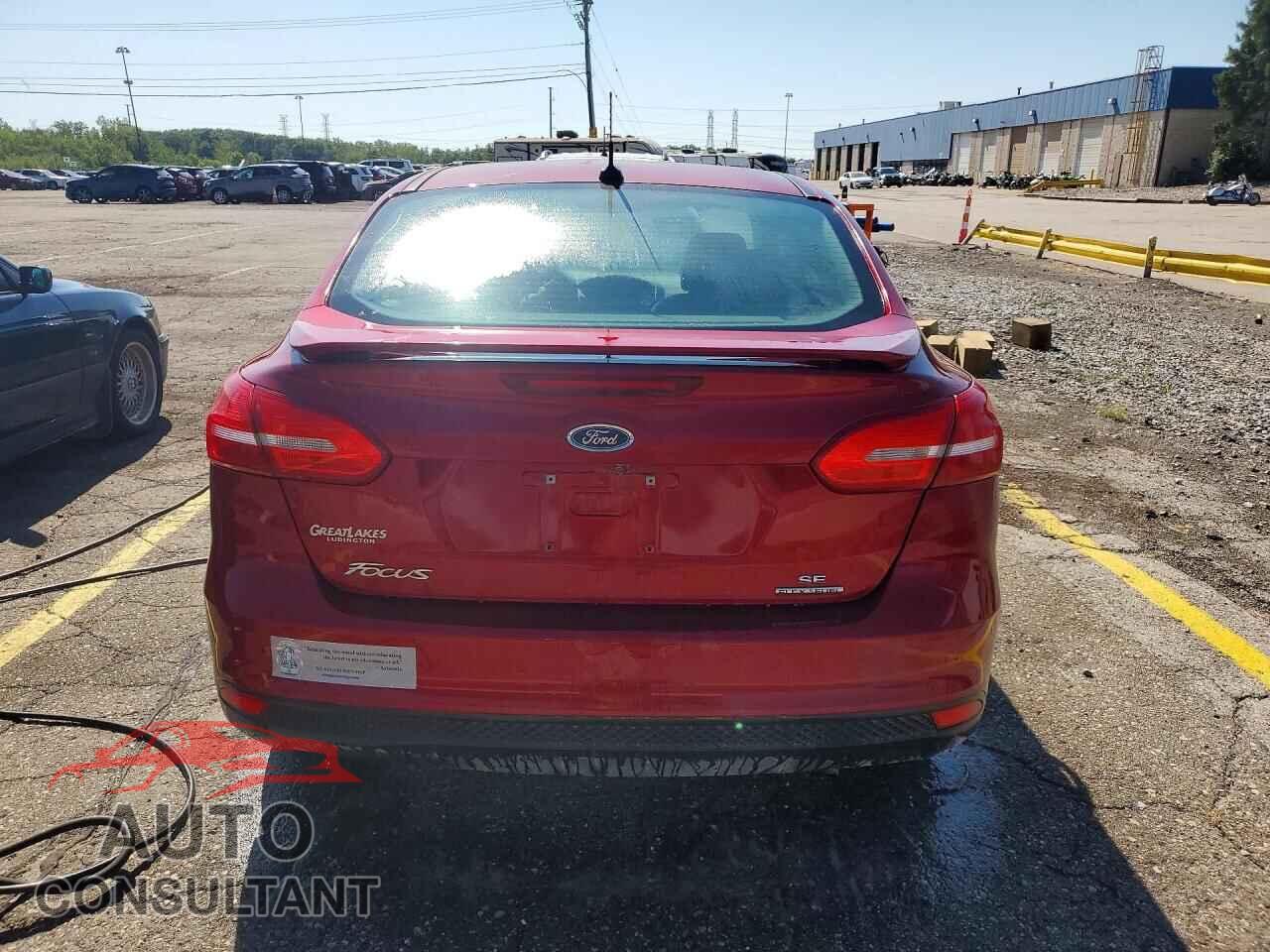 FORD FOCUS 2015 - 1FADP3F29FL260739