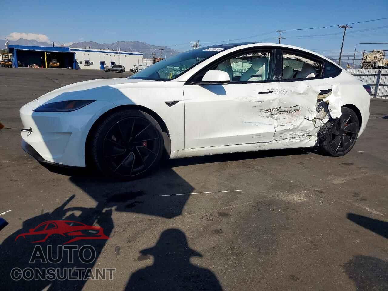 TESLA MODEL 3 2026 - 5YJ3E1ET6TF203228