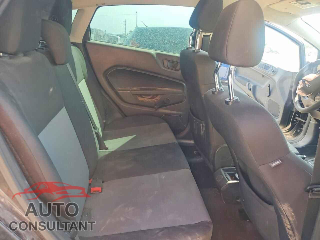 FORD FIESTA 2017 - 3FADP4TJ5HM105091