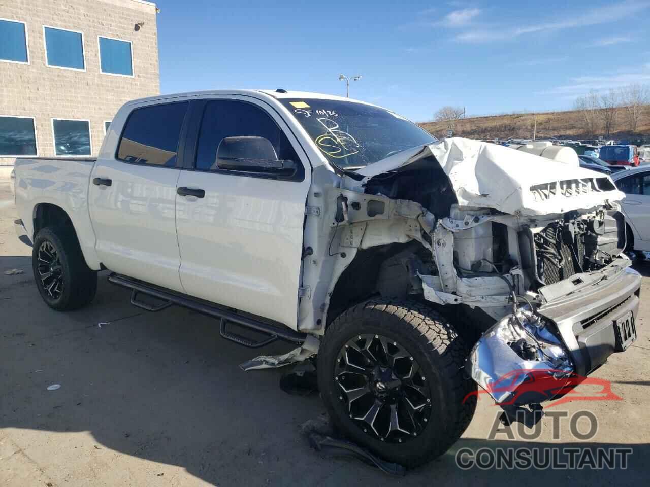 TOYOTA TUNDRA 2017 - 5TFDW5F16HX614051