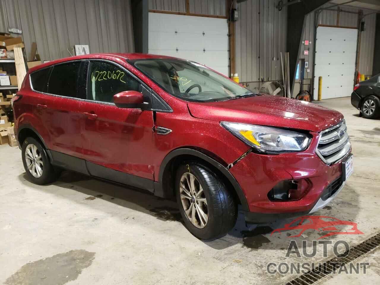 FORD ESCAPE 2017 - 1FMCU9GD3HUC62223