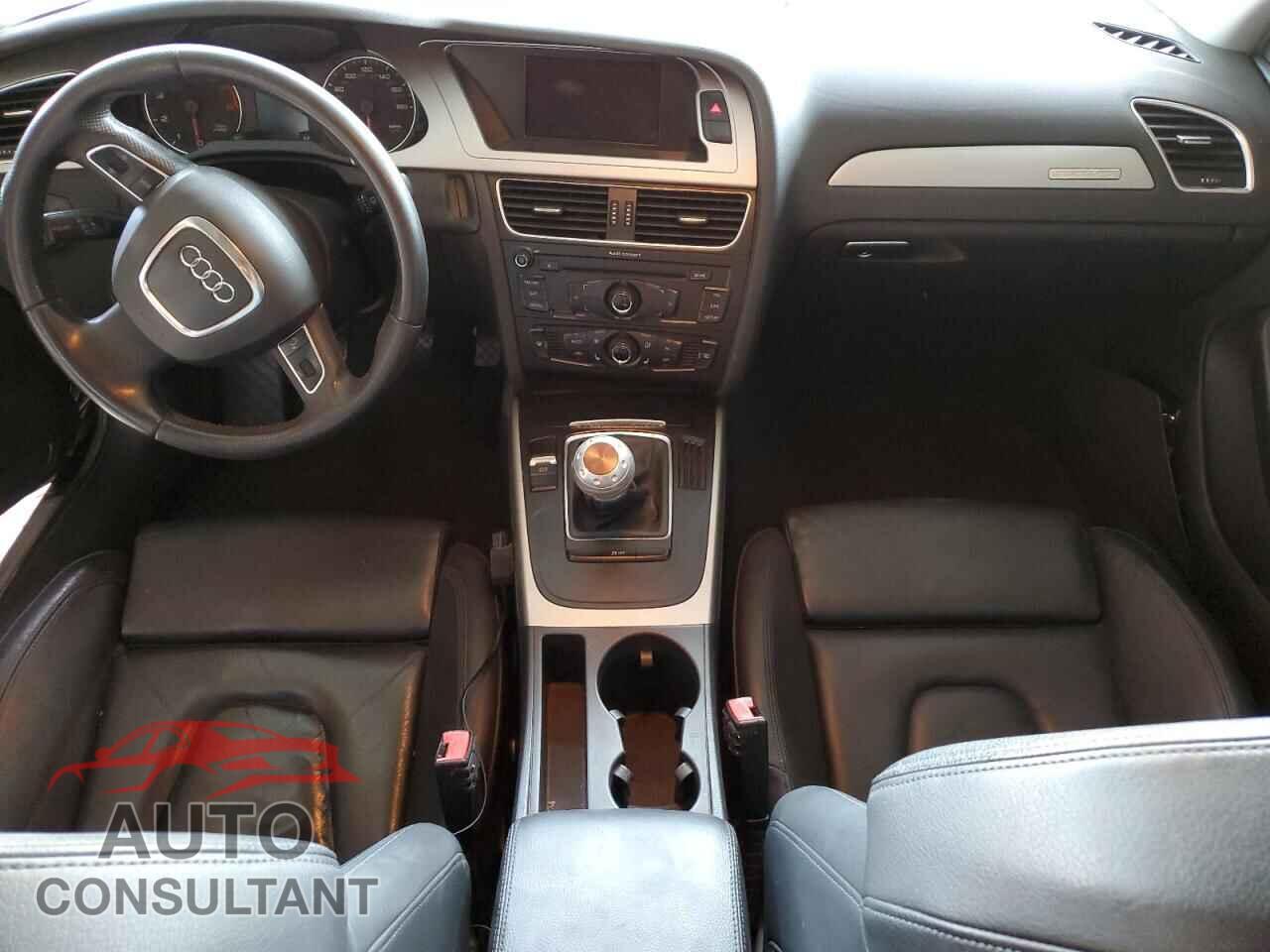 AUDI A4 2011 - WAUDFAFL4BA093798