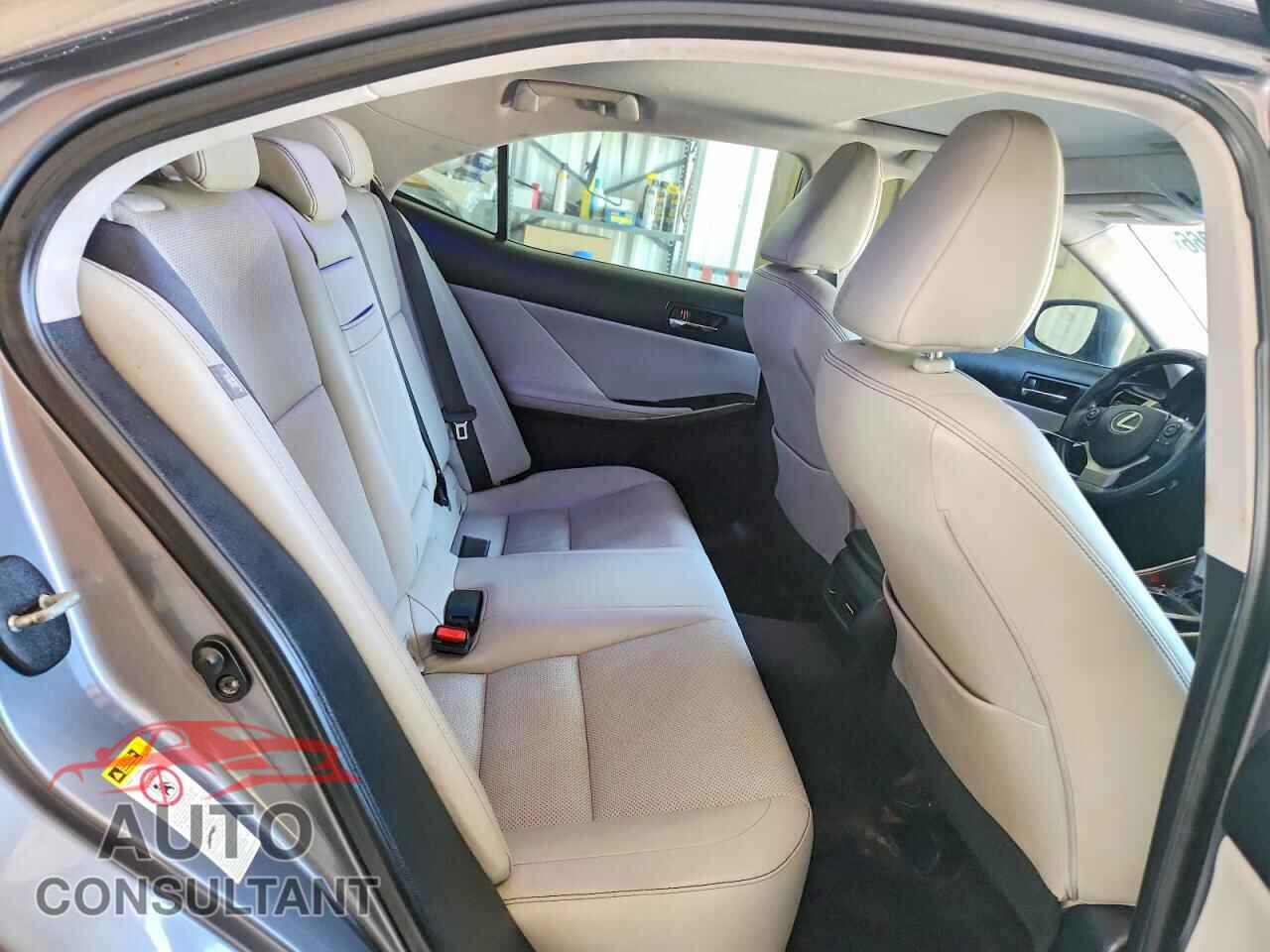 LEXUS IS 2014 - JTHBF1D29E5019860