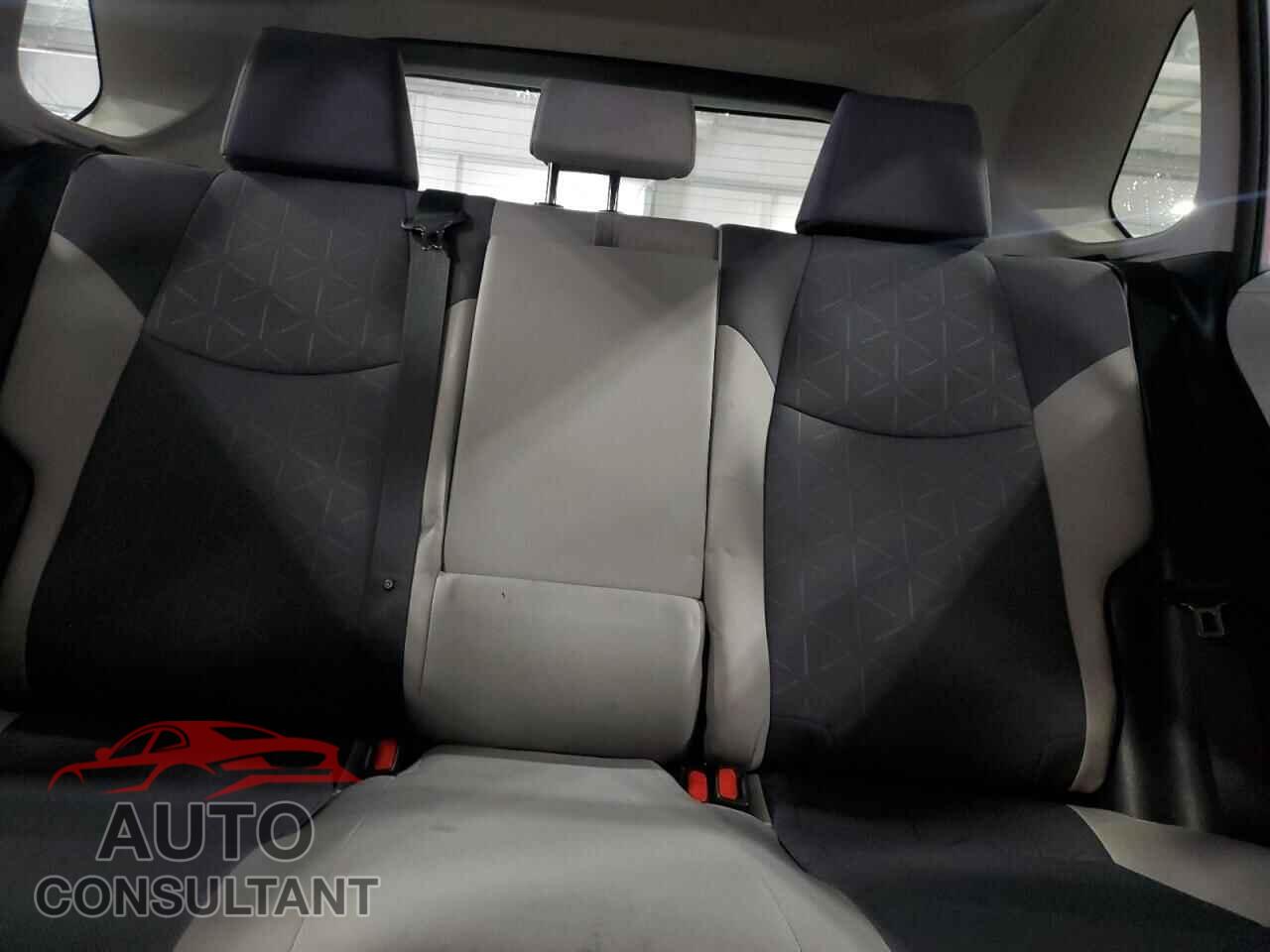 TOYOTA RAV4 2019 - JTMP1RFV4KD507997
