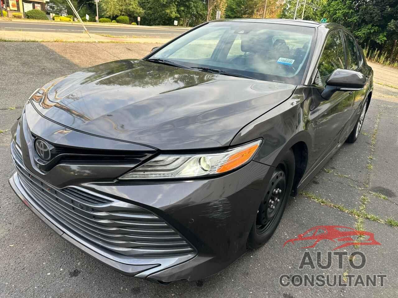 TOYOTA CAMRY 2018 - 4T1BZ1HK5JU503295