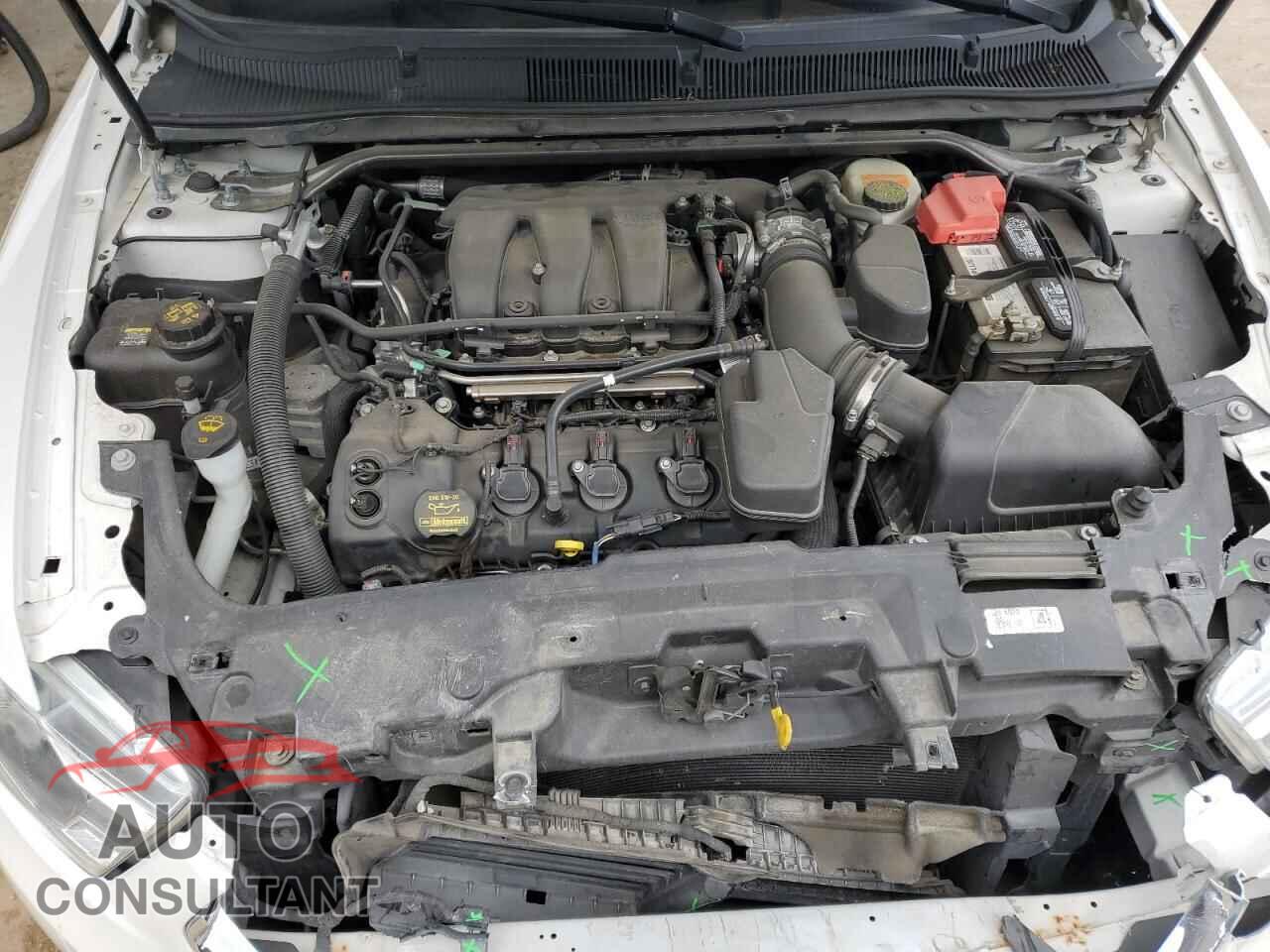 FORD TAURUS 2013 - 1FAHP2E89DG118544