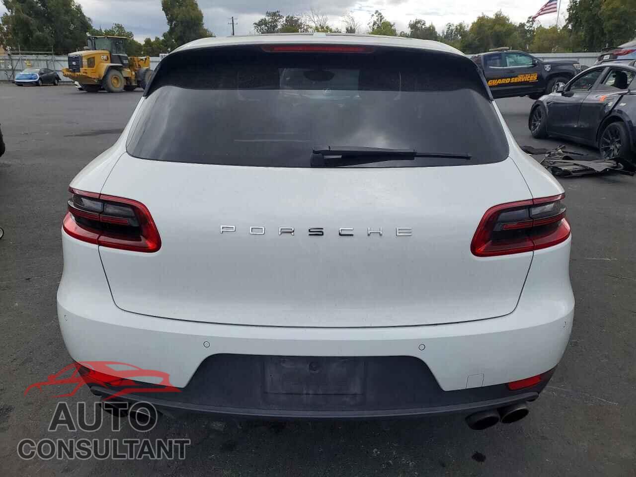 PORSCHE MACAN 2015 - WP1AB2A52FLB66904