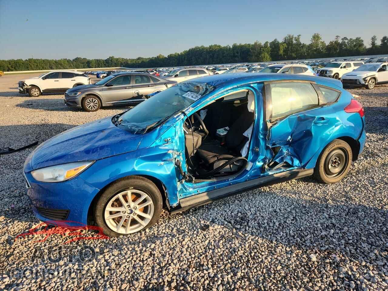 FORD FOCUS 2017 - 1FADP3K20HL212300
