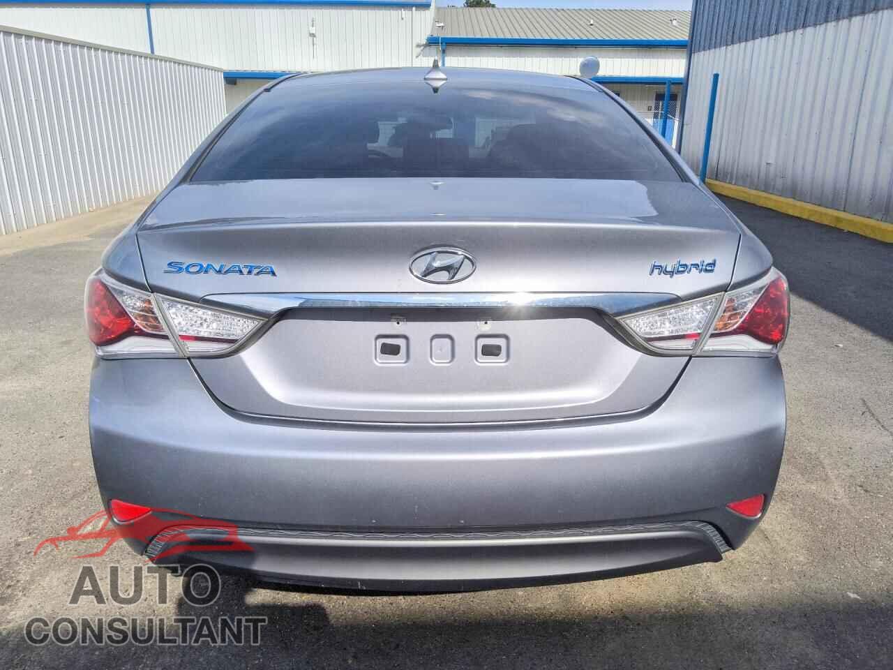 HYUNDAI SONATA 2014 - KMHEC4A42EA117274