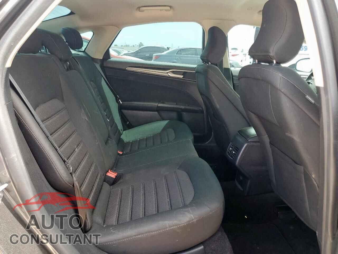 FORD FUSION 2019 - 3FA6P0LU4KR283869