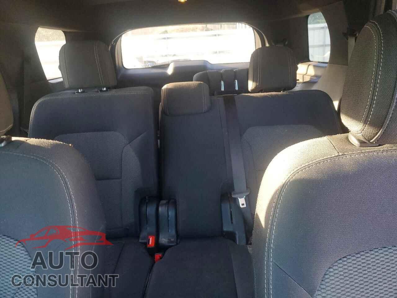 FORD EXPLORER 2017 - 1FM5K7D80HGA43356
