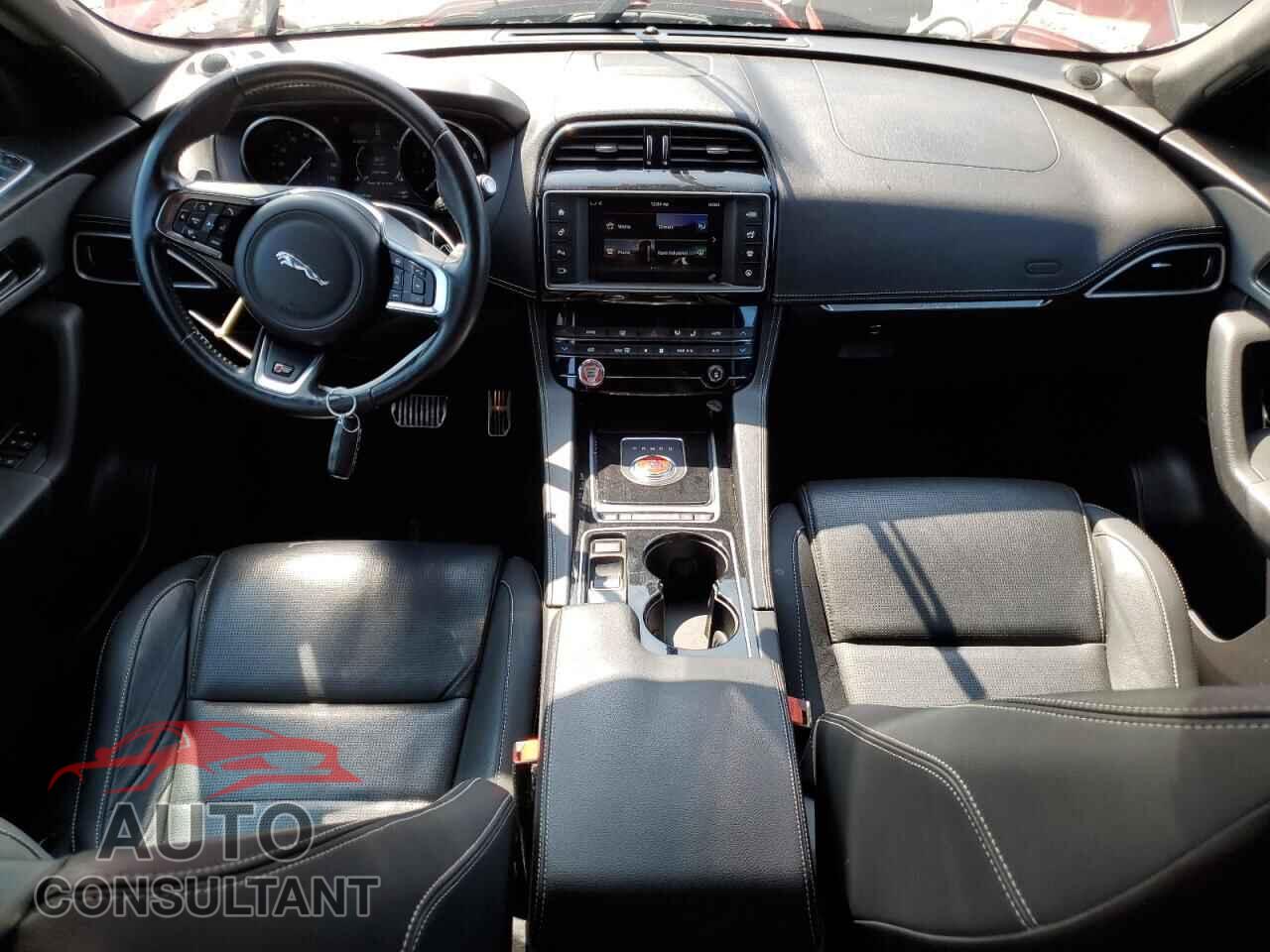 JAGUAR F-PACE 2017 - SADCM2BVXHA887302