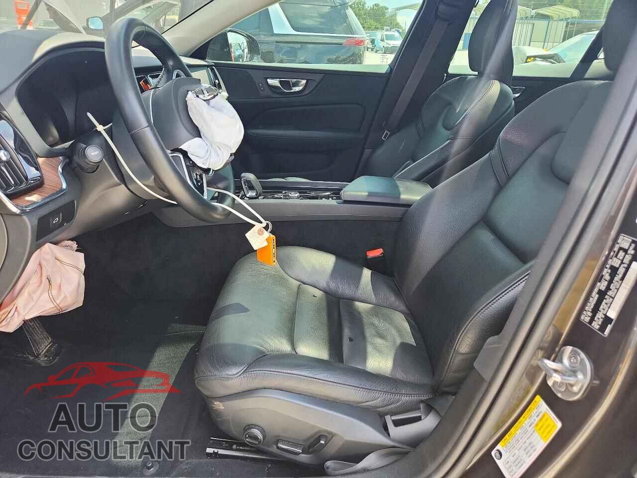VOLVO S60 2023 - 7JRL12TW2PG229918