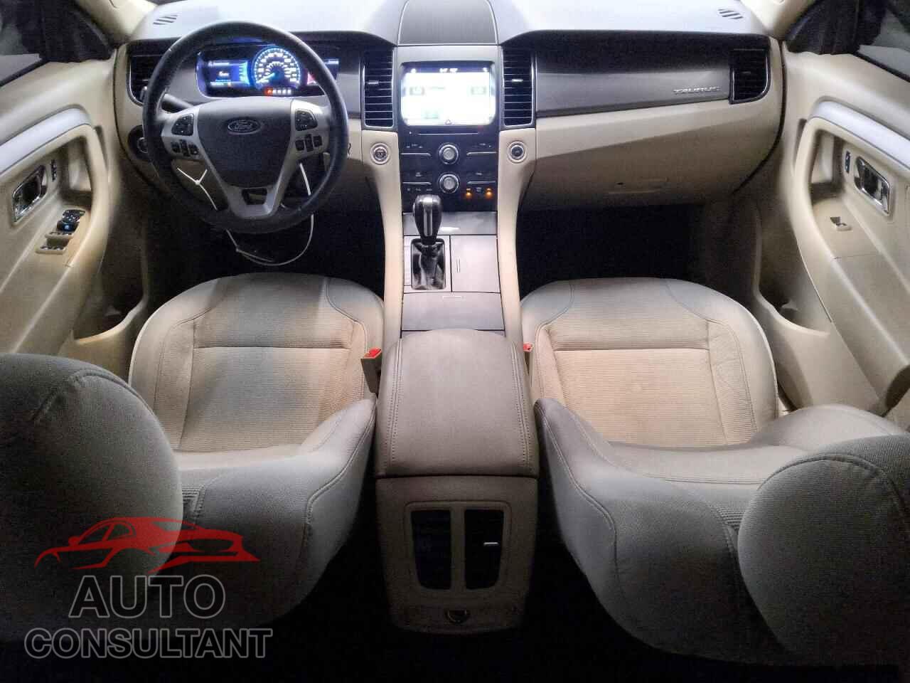 FORD TAURUS 2017 - 1FAHP2E83HG146510