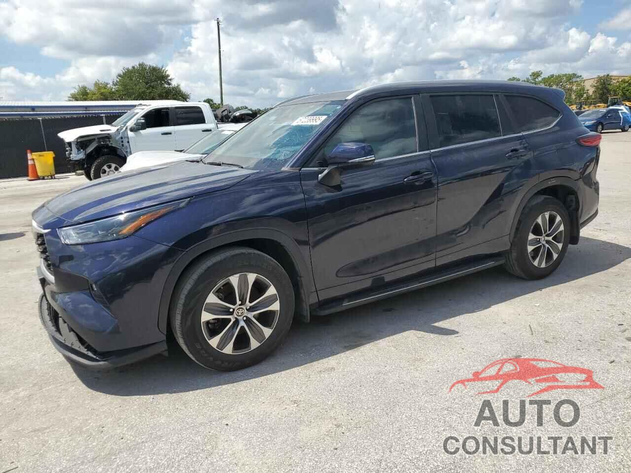 TOYOTA HIGHLANDER 2023 - 5TDKDRAH7PS504431