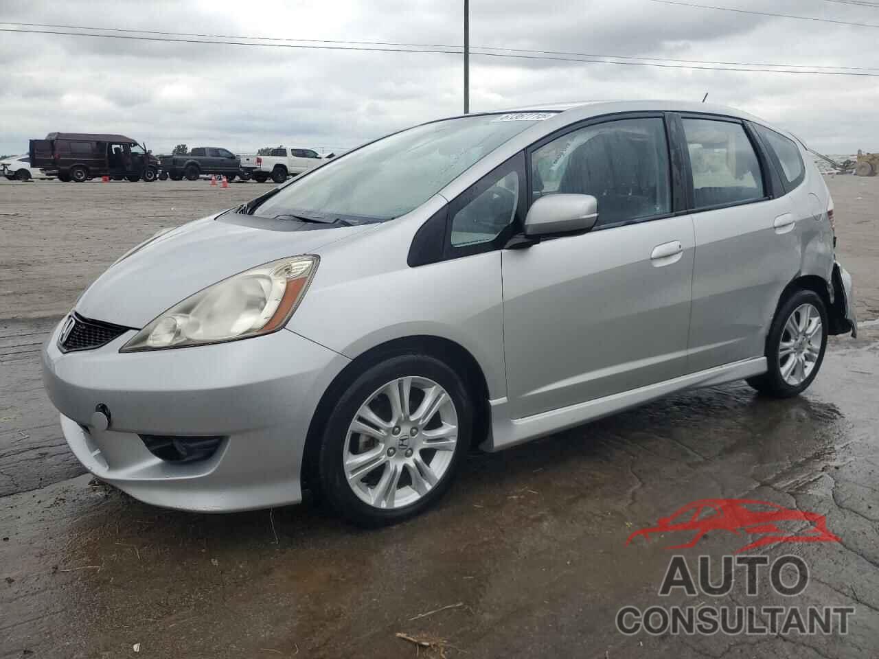 HONDA FIT 2011 - JHMGE8H50BC027567