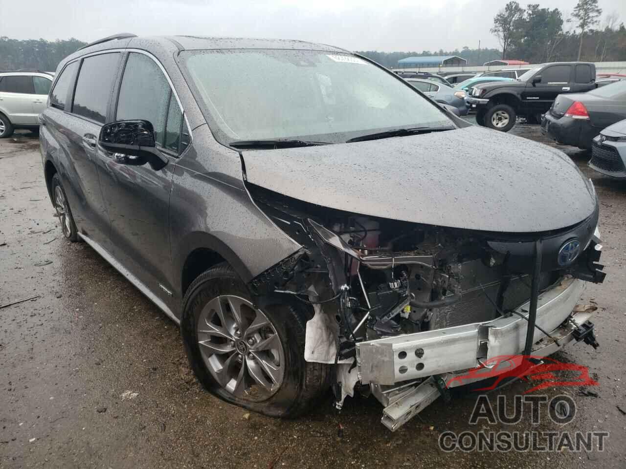 TOYOTA SIENNA 2021 - 5TDBSKFC6MS022426