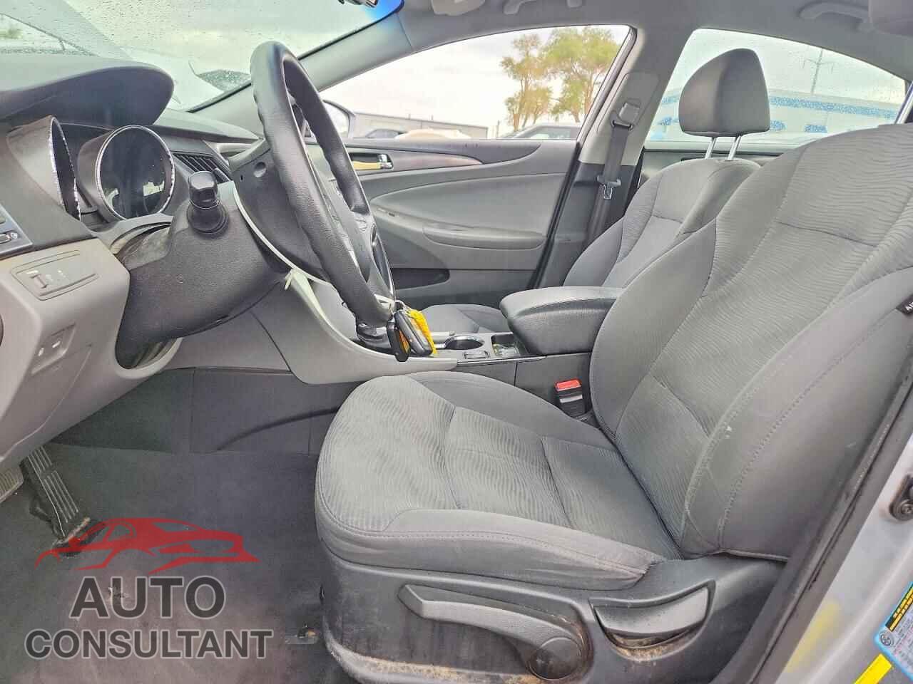 HYUNDAI SONATA 2015 - KMHEC4A41FA128686