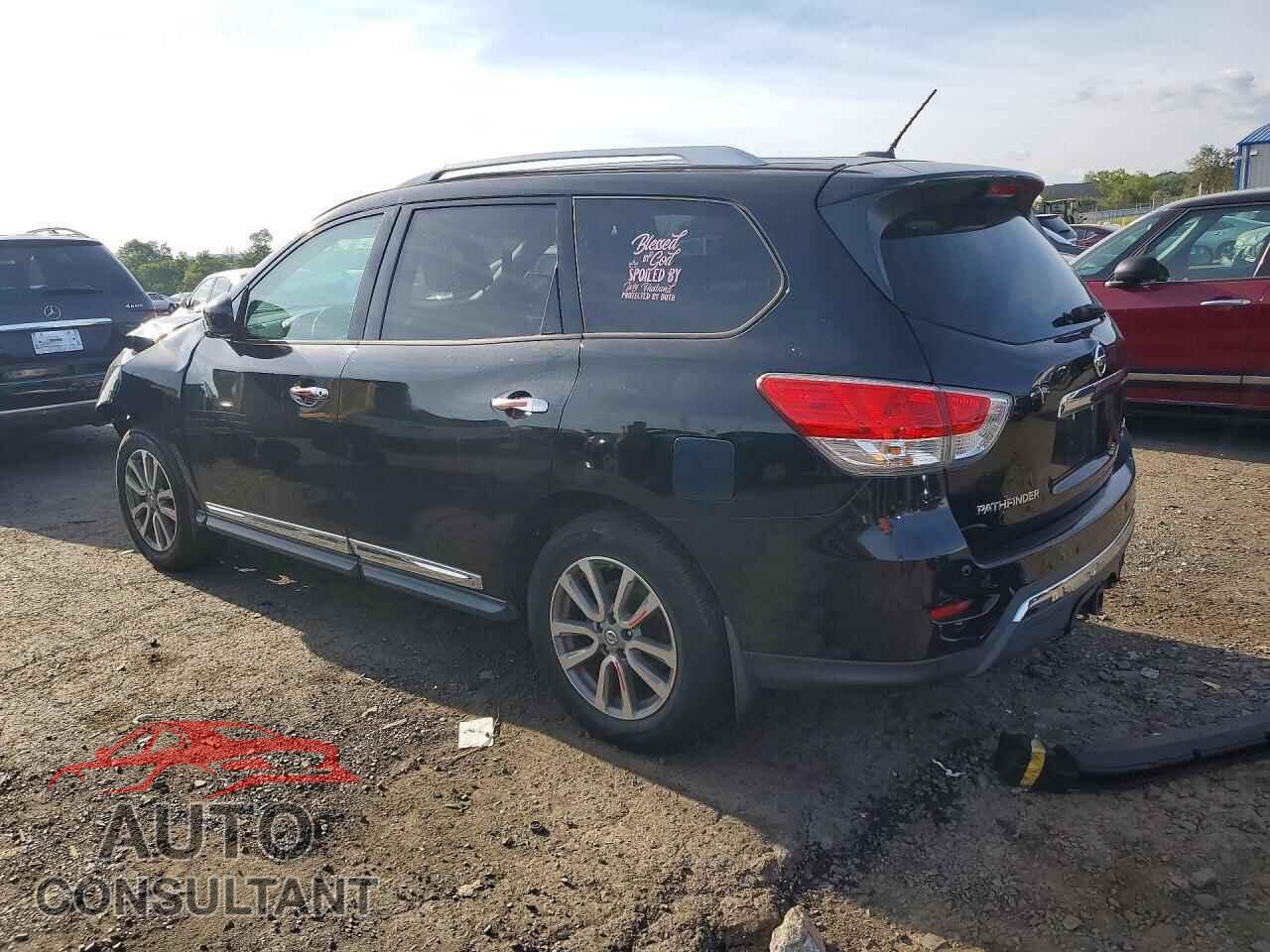 NISSAN PATHFINDER 2013 - 5N1AR2MM7DC677159