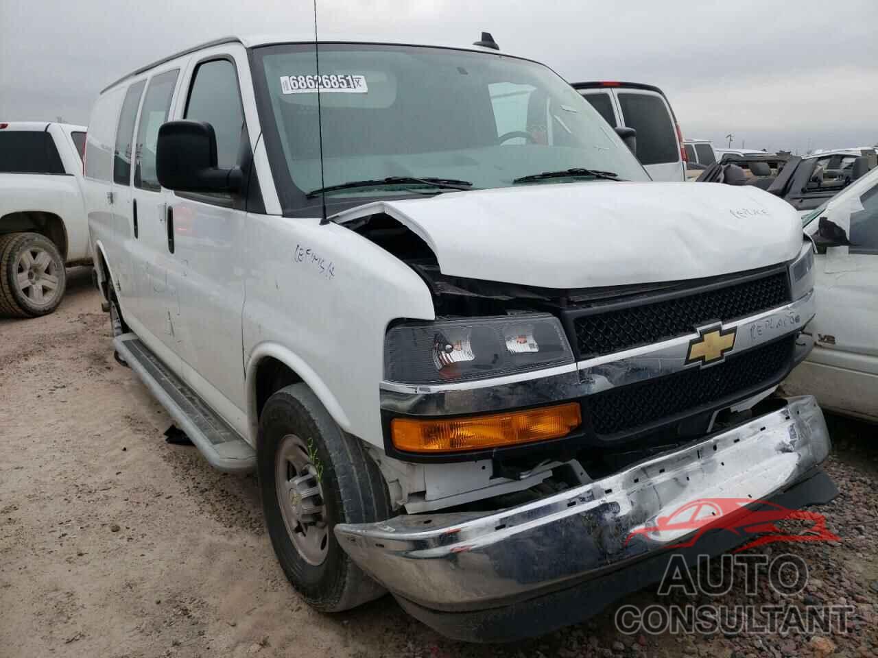 CHEVROLET EXPRESS 2021 - 1GCWGAFP9M1181406