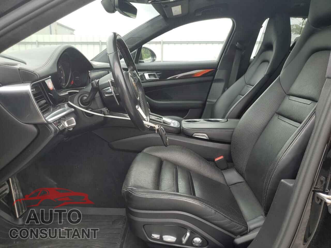 PORSCHE PANAMERA 2019 - WP0CF2A78KL195141