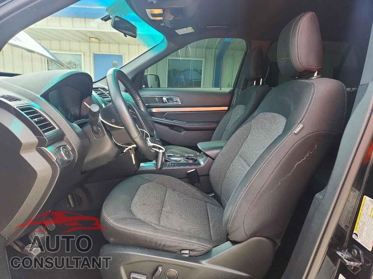 FORD EXPLORER 2018 - 1FM5K7DHXJGC87425