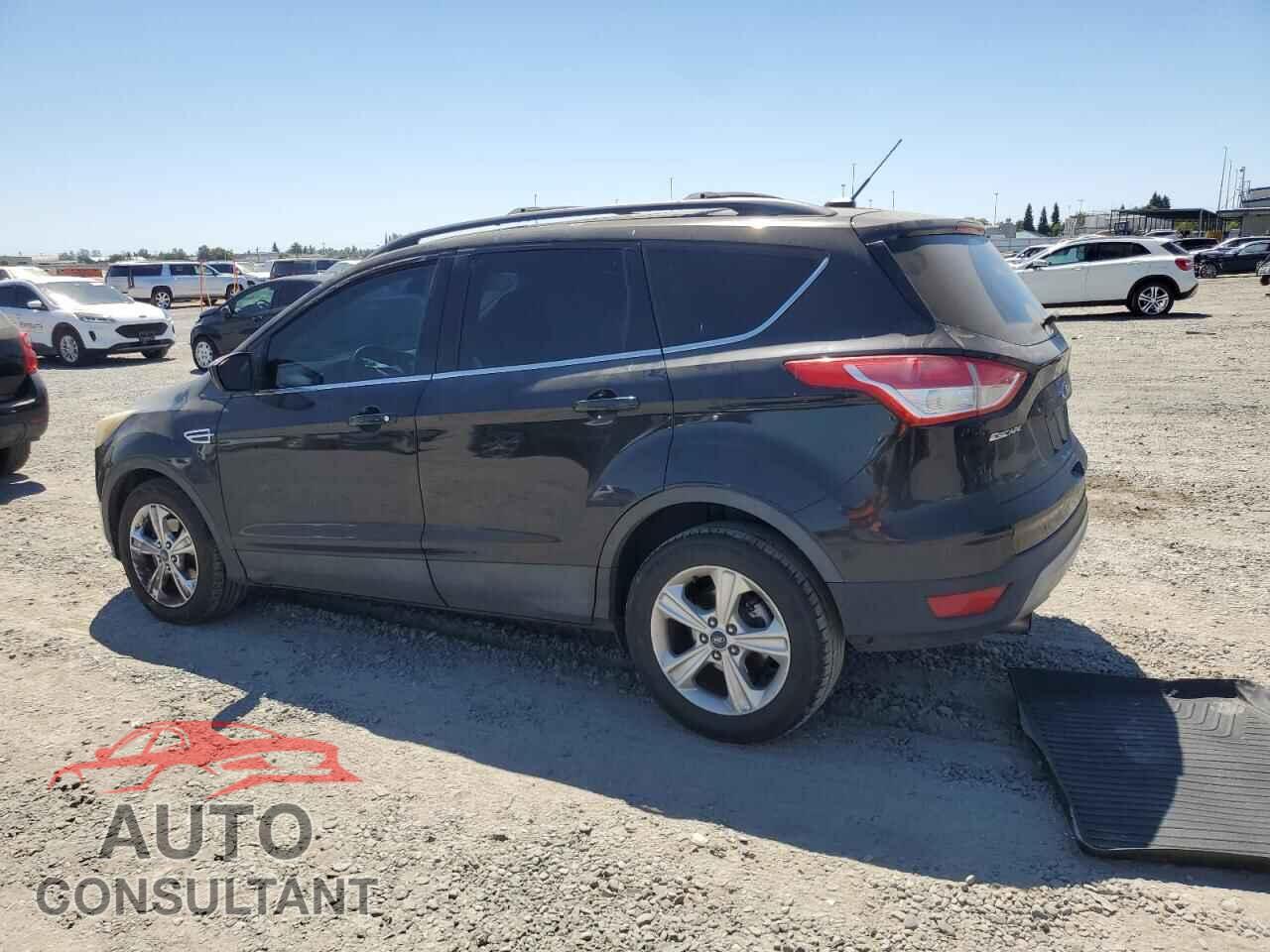 FORD ESCAPE 2013 - 1FMCU0GX1DUB17830