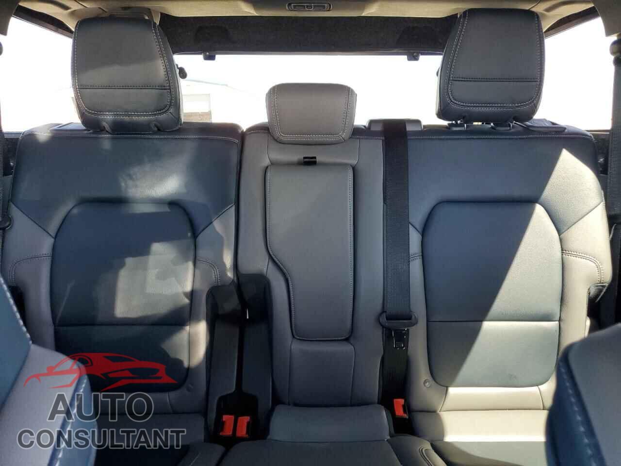 FORD BRONCO 2023 - 1FMEE5DP0PLB29890