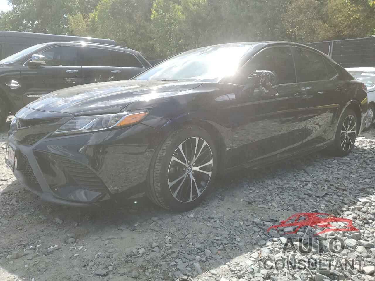 TOYOTA CAMRY 2018 - 4T1B11HK1JU617303