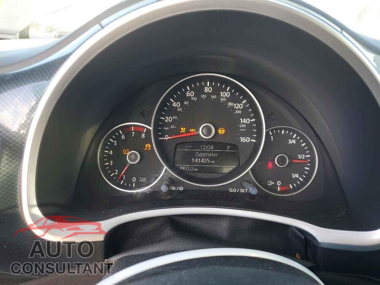 VOLKSWAGEN BEETLE 2012 - 3VWVA7AT3CM630615