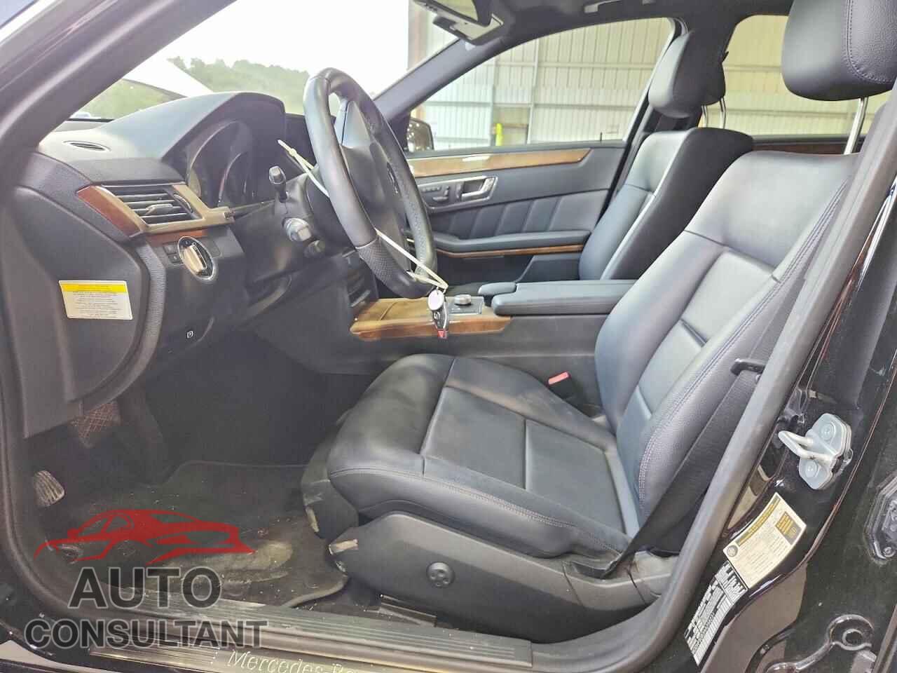 MERCEDES-BENZ E-CLASS 2010 - WDDHF5GB3AA258231
