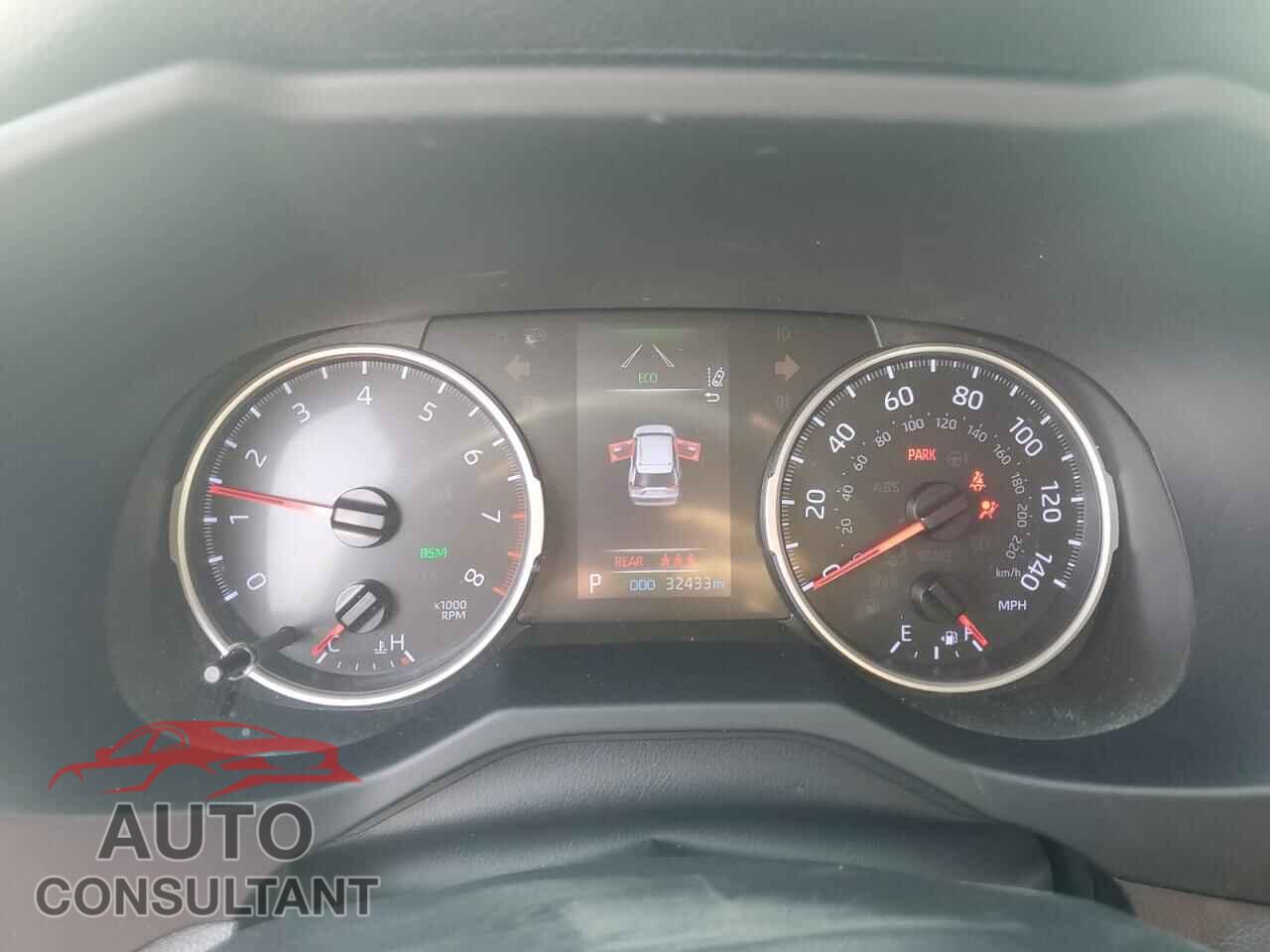 TOYOTA RAV4 2021 - JTMP1RFV3MD073087