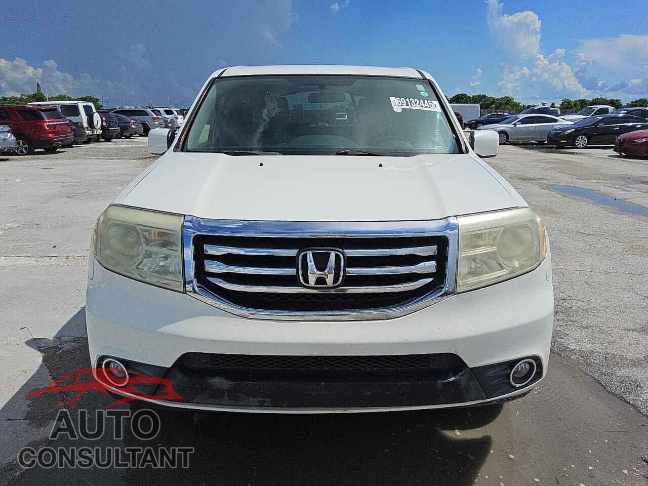 HONDA PILOT 2013 - 5FNYF3H44DB029969