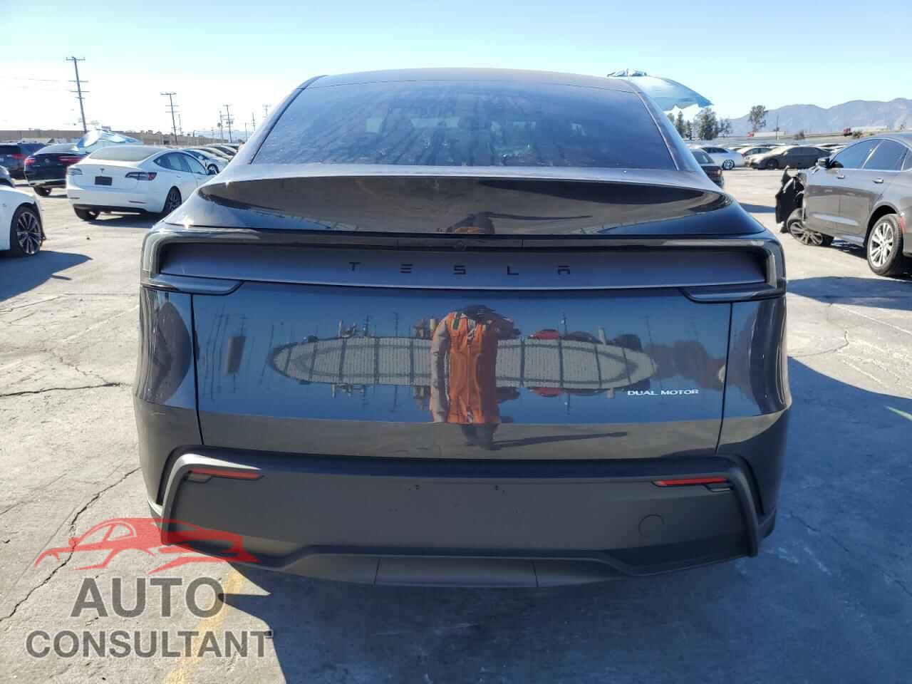 TESLA MODEL Y 2026 - 7SAYGDEEXTF408248