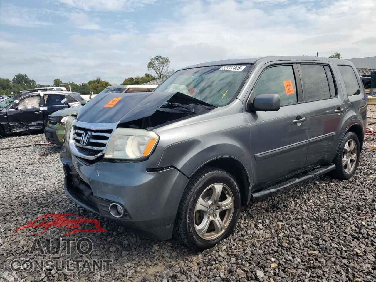 HONDA PILOT 2013 - 5FNYF3H5XDB014837