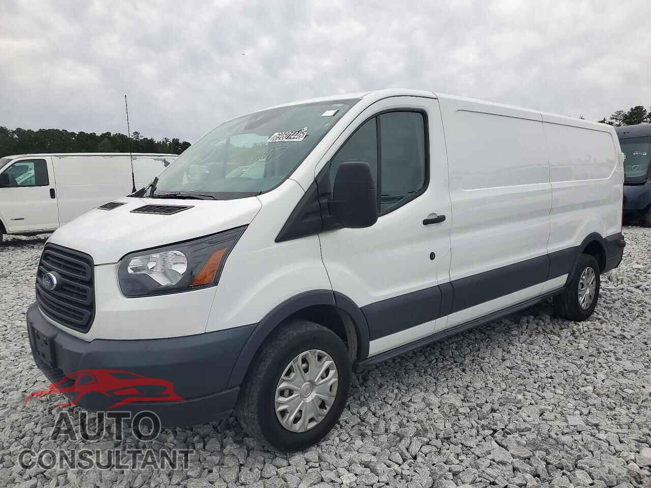 FORD TRANSIT 2017 - 1FTYR2YM6HKA64958