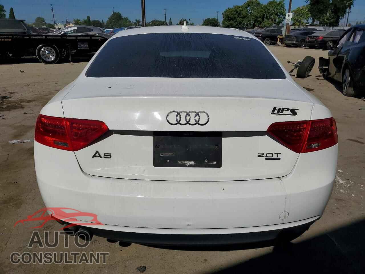 AUDI A5 2014 - WAUCFAFR0EA053111