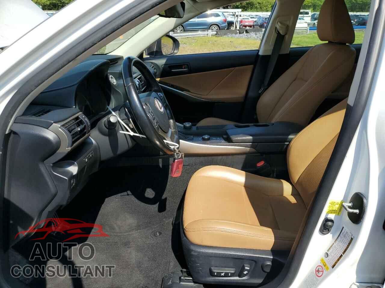 LEXUS IS 2017 - JTHCM1D21H5024663