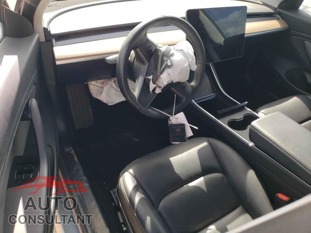 TESLA MODEL 3 2018 - 5YJ3E1EB5JF054671