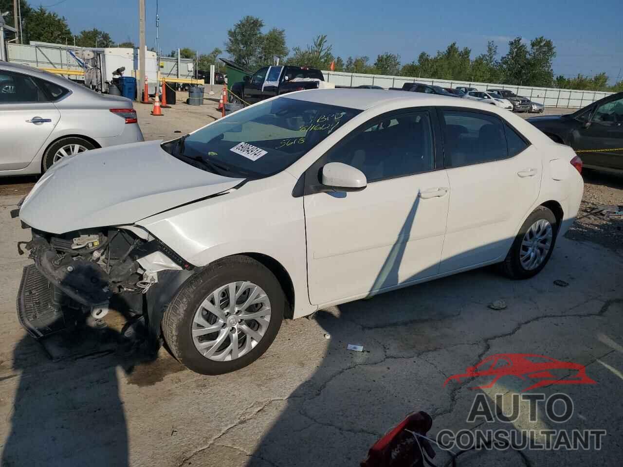 TOYOTA COROLLA 2018 - 5YFBURHE1JP825618