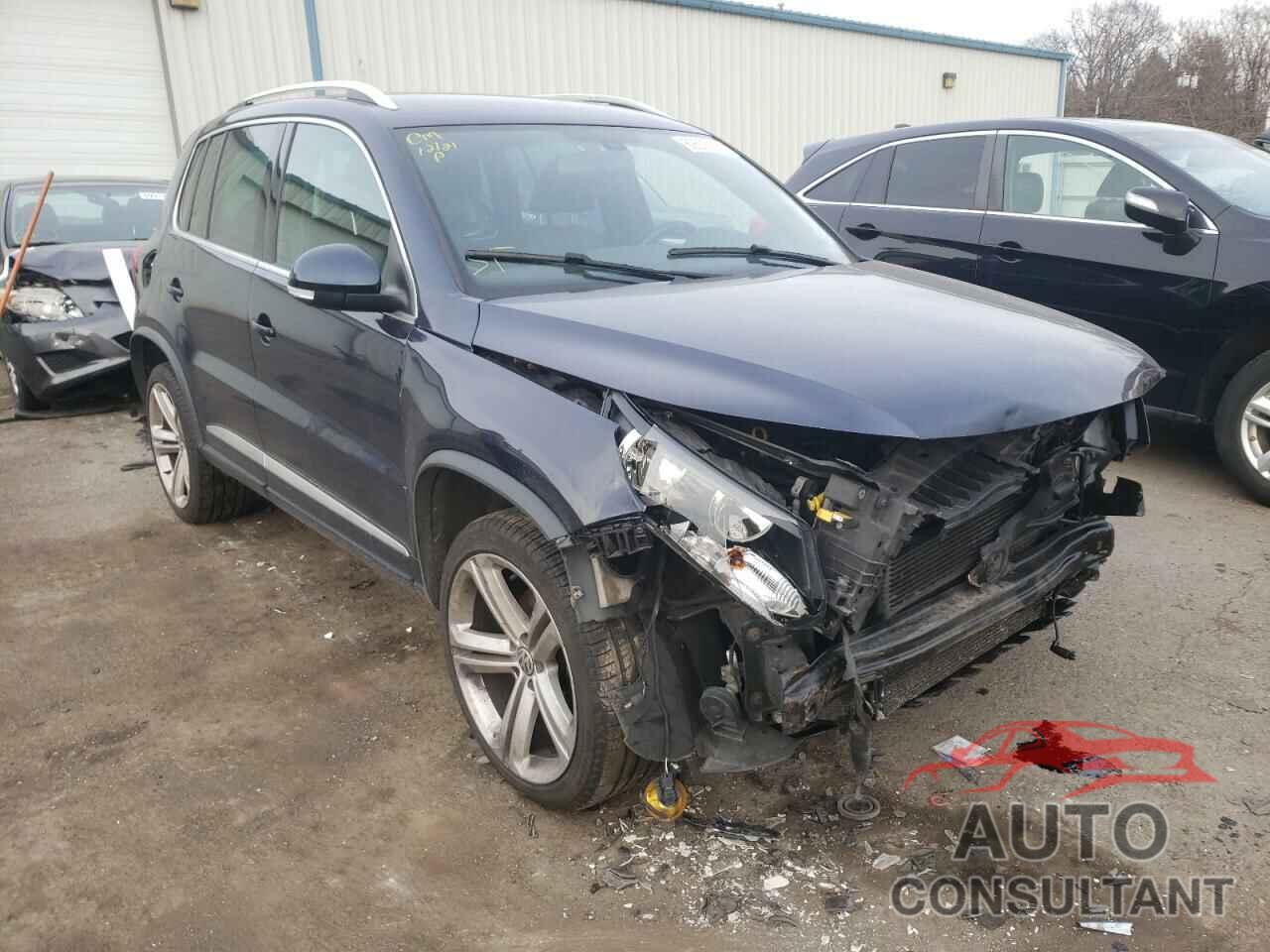 VOLKSWAGEN TIGUAN 2016 - WVGBV7AX1GW608885