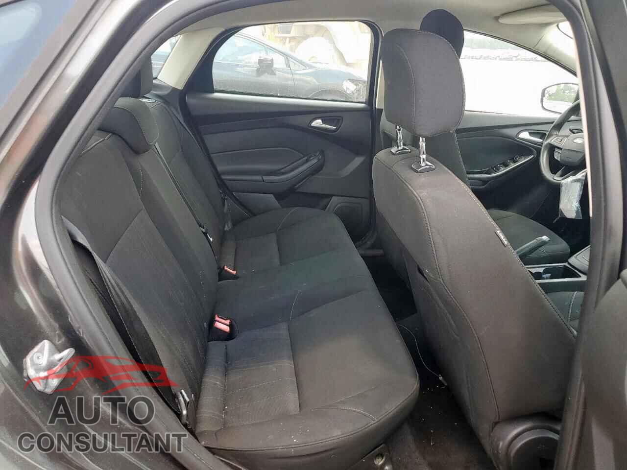 FORD FOCUS 2016 - 1FADP3F22GL341213
