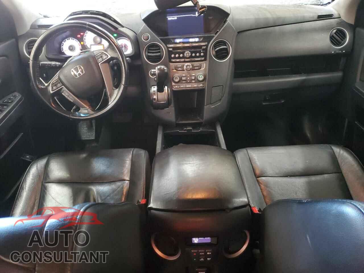 HONDA PILOT 2013 - 5FNYF4H52DB084693