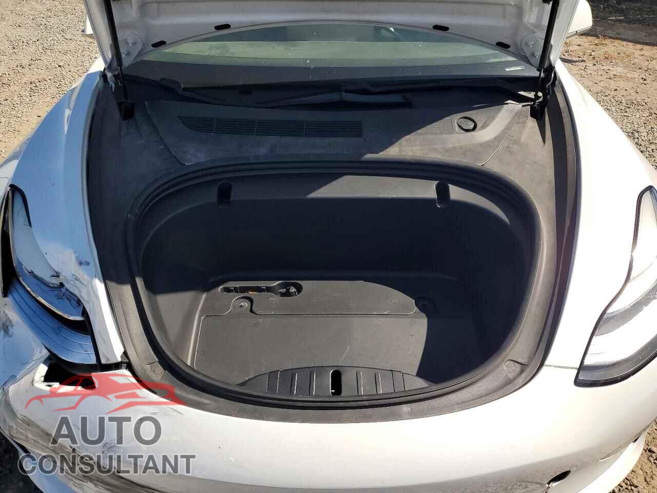 TESLA MODEL 3 2020 - 5YJ3E1EA7LF745081